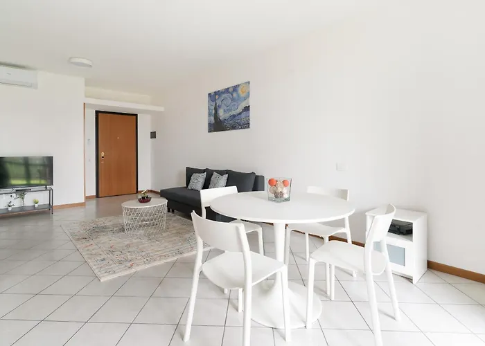 Apartment Guesthost - Bright With Garden *