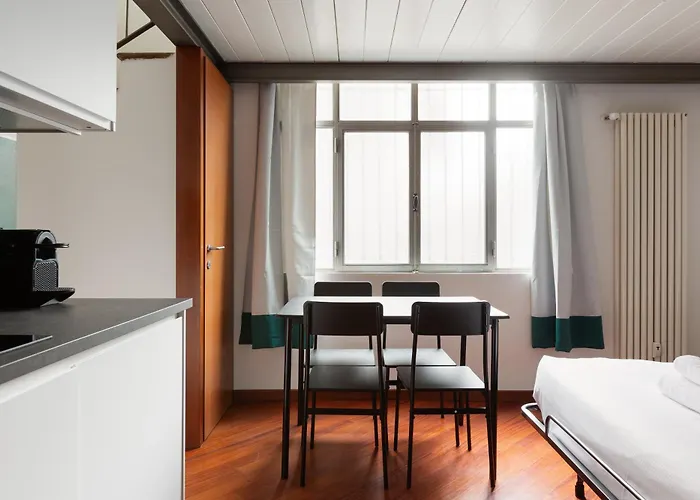 Amendola- Cozy On 2 Levels Lejlighed *