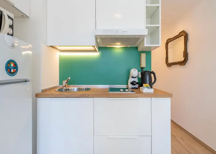 Bocconi 4 - Smeraldo Appartement