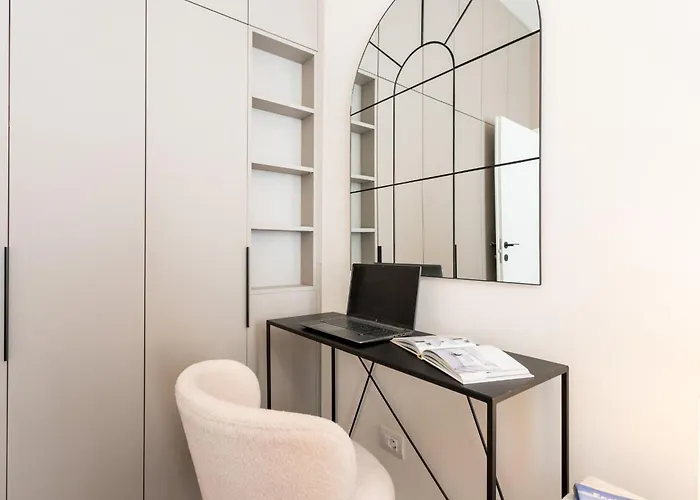 Mazzini By Halldis Apartment