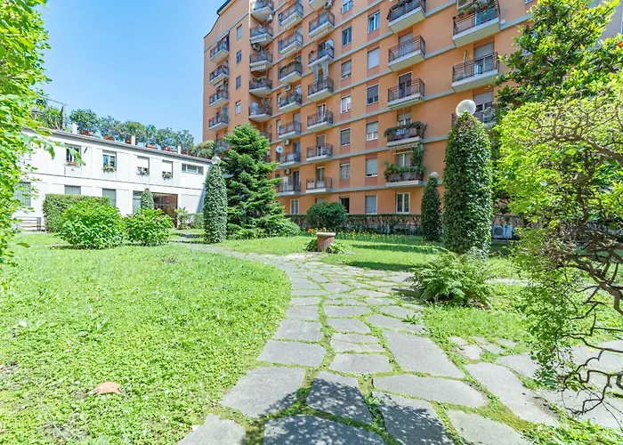 5' From Corso Sempione Elegant 公寓