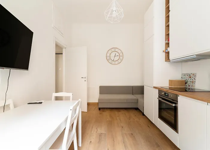 Stazione - Tonale - Bilocale Con Balcone Apartmán Milán