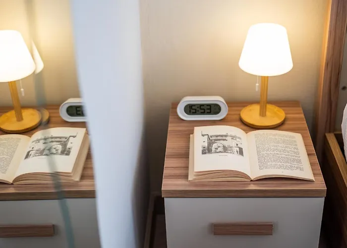 Cozy Retreat With Laundry & Smart Tv 公寓