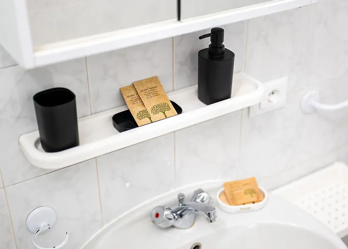 Cozy Retreat With Laundry & Smart Tv 公寓 米兰