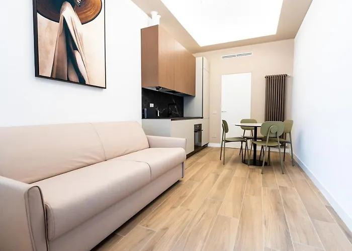 Daire Raffaello Moscova Golden House