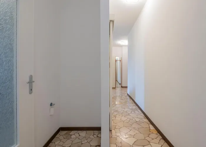 I-host - Marochetti 10 Milán