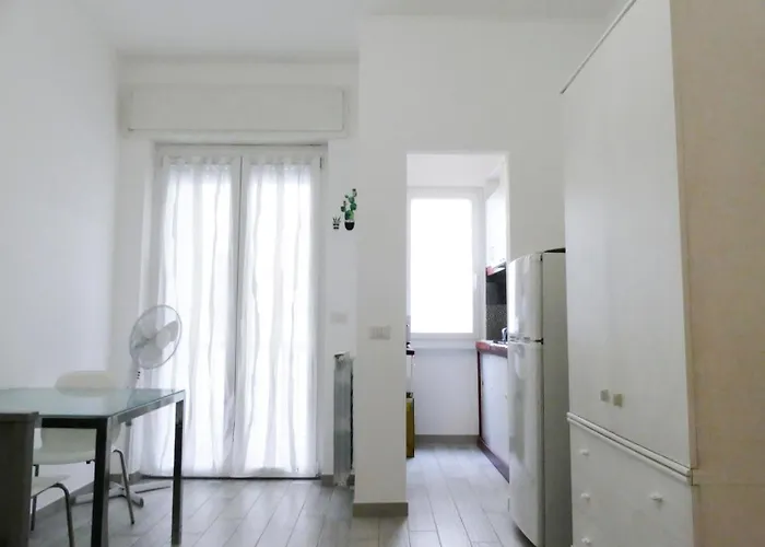 Lägenhet I-host - San Genesio Milano