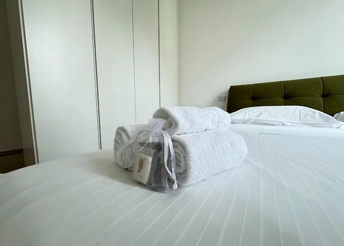 Sant'agostino Large & Elegant Apartment, 아파트 *