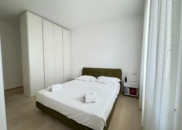 아파트 Sant'agostino Large & Elegant Apartment, 밀라노