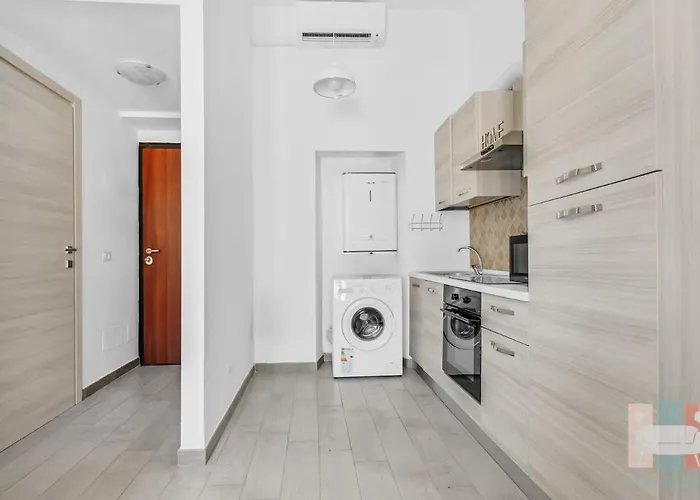 Do11 -10 Minutes From The Duomo- Apartment