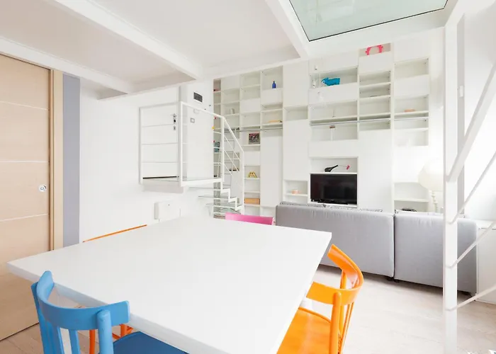Guesthost - Cosy On 2 Levels! Milan