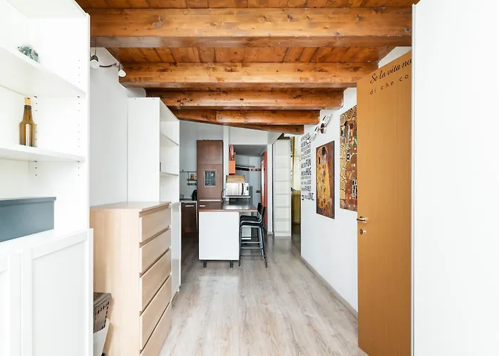 Guesthost - Welcoming Ground-floor With Loft Apartmán Milán