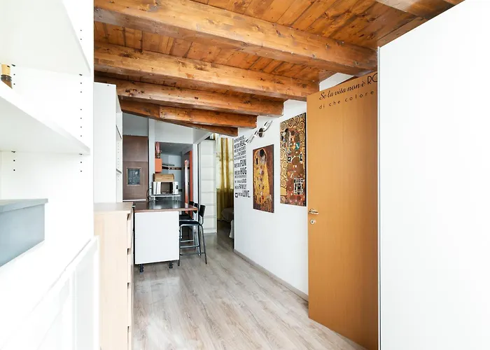 Guesthost - Welcoming Ground-floor With Loft Apartmán