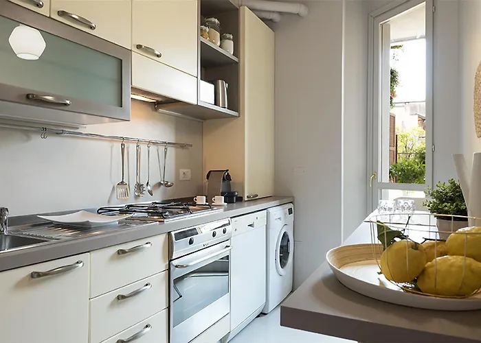 Guesthost - Corso Chic