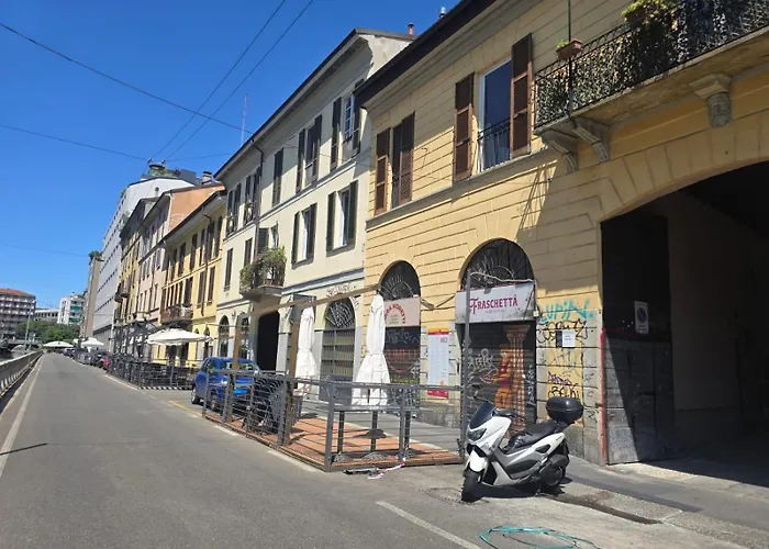 Naviglio Sforza Lägenhet