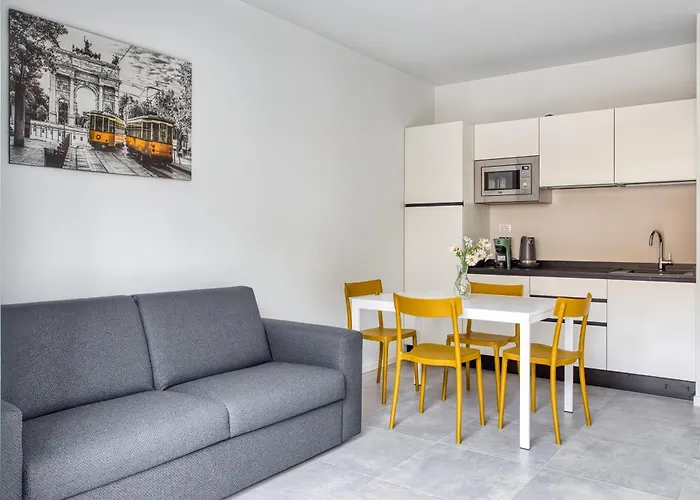 Hostmate - - Genesio -maciachini מילאנו