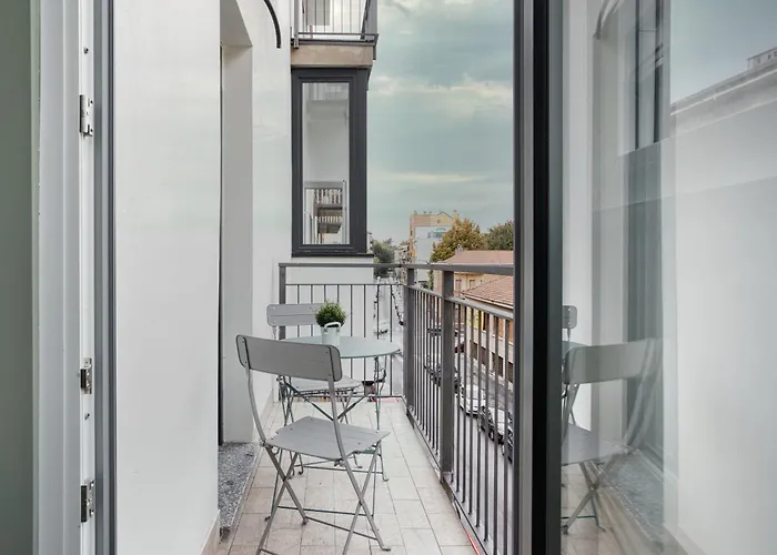 Hostmate - - Genesio -maciachini מילאנו