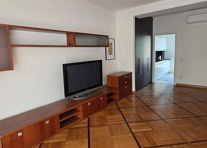 Ponale 52 Bright Apartman Milánó