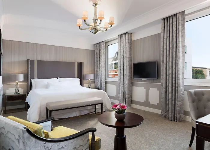 The Westin Palace, 酒店 5*