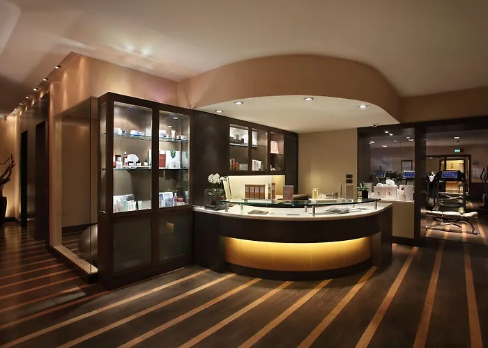 酒店 The Westin Palace, 米兰