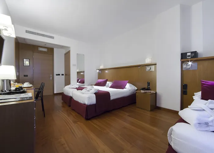 Urban Hive 4*