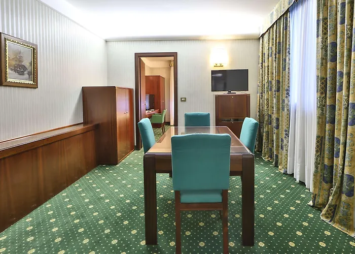 Astoria Sure Collection By Western 3*