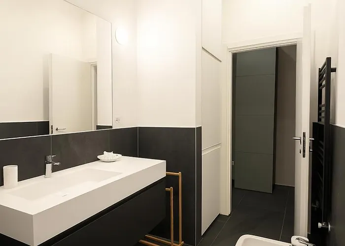 Appartamento Hbhall Solari 28 Milano