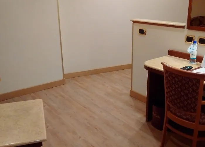 酒店 莫肯巴国王酒店 米兰