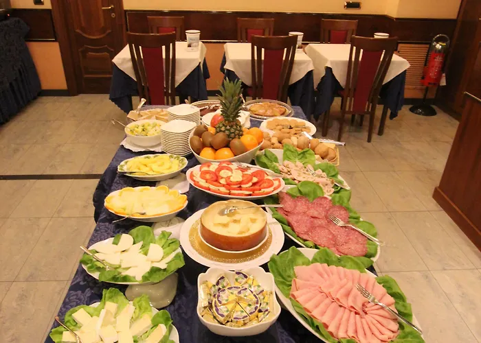 莫肯巴国王酒店 酒店 4*