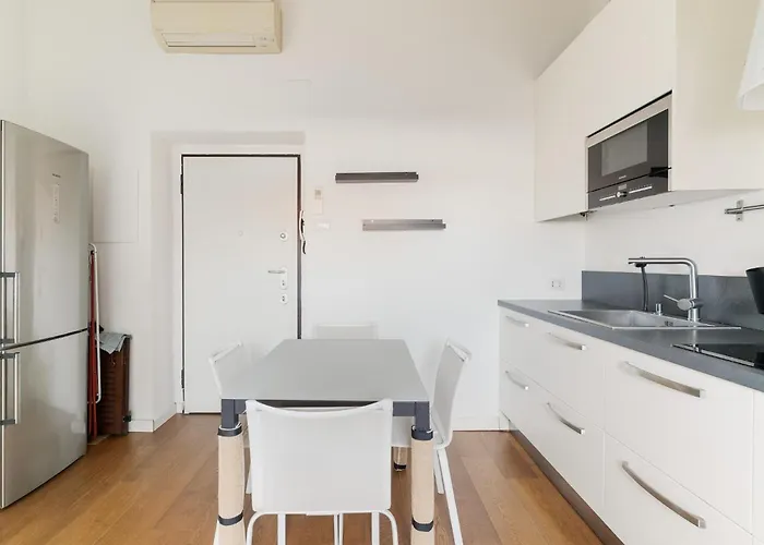 Guesthost - Darsena Bright Apartamento Milán