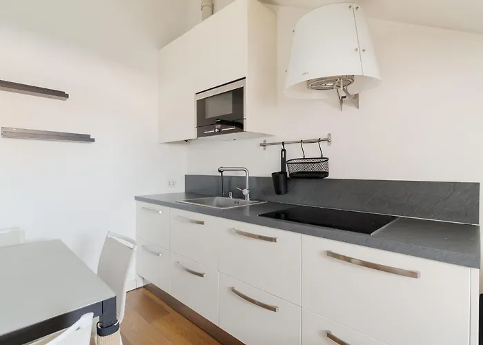 Apartamento Guesthost - Darsena Bright Milán