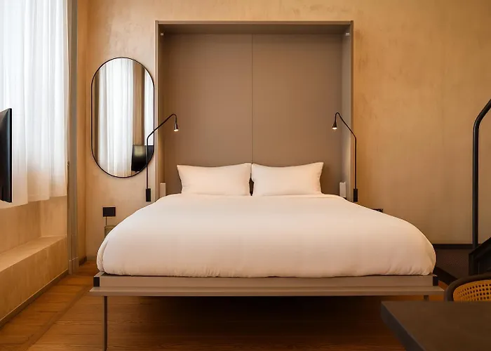 Boutique Retreat - The Last Supper - Wine & Bike Daire Milano