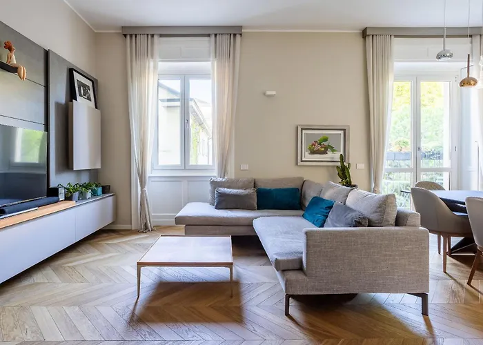 Design Nearby Duomo Apartment Milan