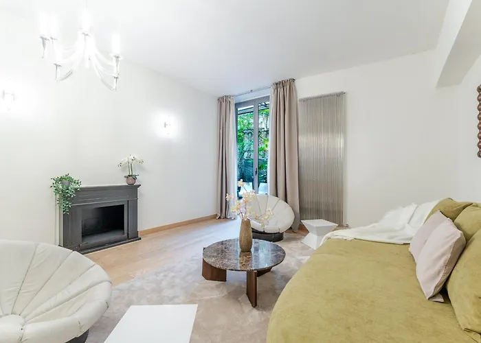 Breraprivata, Con Giardino E Jacuzzi Ad Uso Esclusivo - 아파트