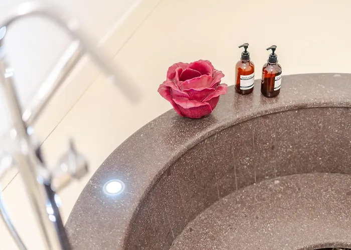Breraprivata, Con Giardino E Jacuzzi Ad Uso Esclusivo - 아파트