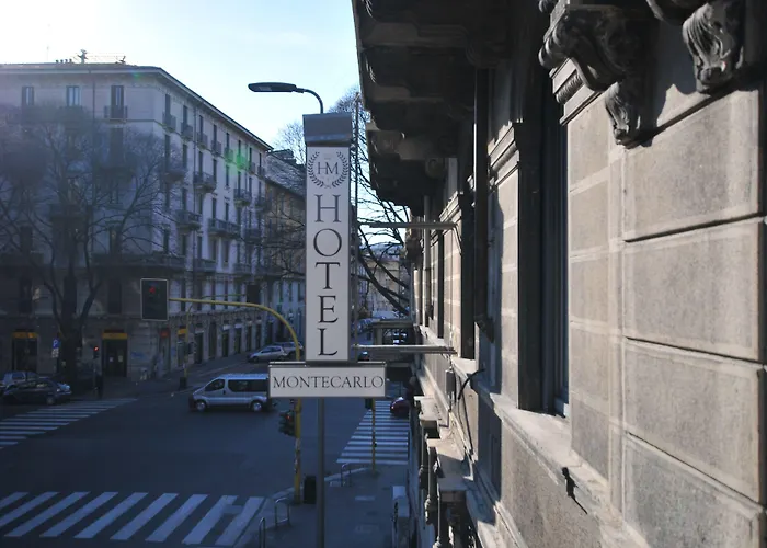 Otel Montecarlo 3*