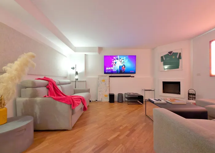 Апартаменты Homeby, Loft Nicholas