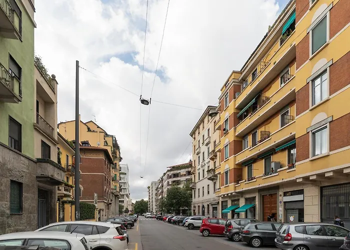 Guesthost - Comfortable Loft Citta Studi * Milão