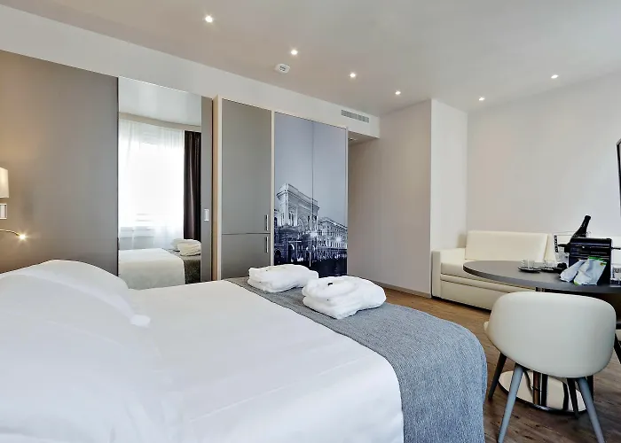 Aparthotel Duomo & 4*