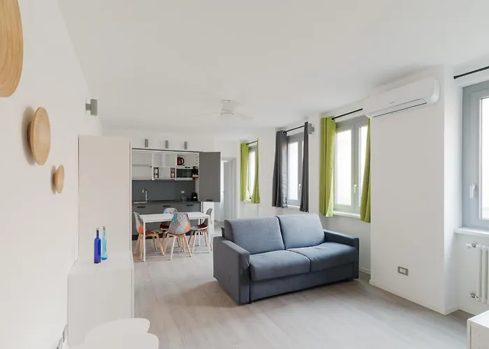 Appartement Guesthost - Modern Precotto