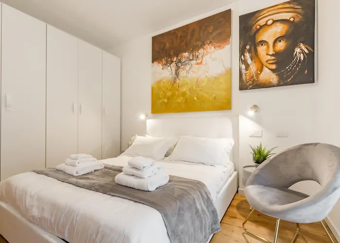 Regina24 Luxury - Elegante A Porta Venezia, 5 Min Dalla Metro Apartmán
