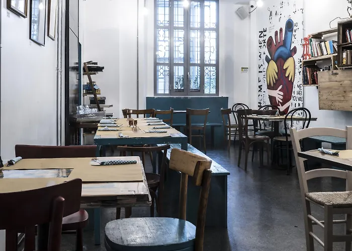 Vandrarhem Madama & Bistrot *