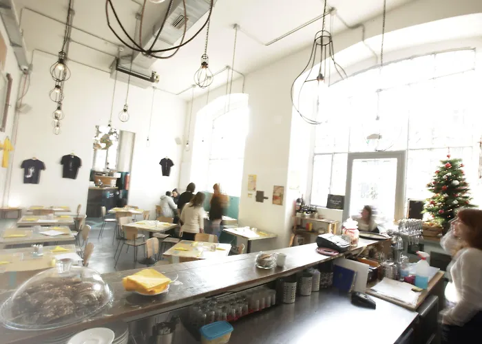 Vandrarhem Madama & Bistrot