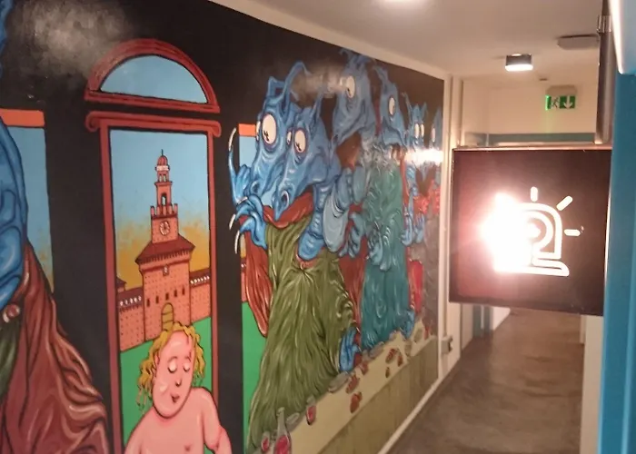 Vandrarhem Madama & Bistrot *