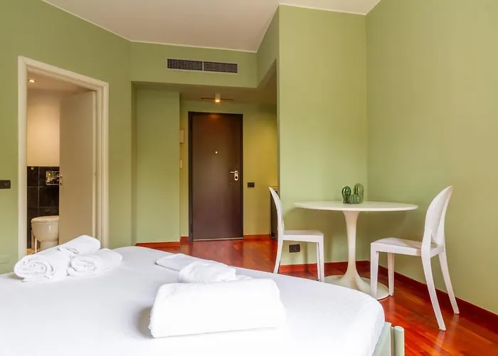 Metro E Design Apartment