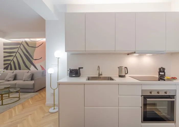 Design - 3 Bedrooms & 2 Bathrooms - B Милан