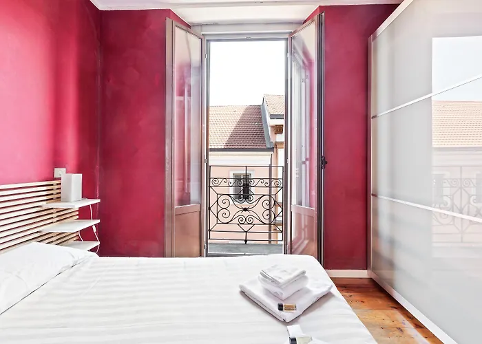 Guesthost - Corso Buenos Aires Colourful Flat ミラノ