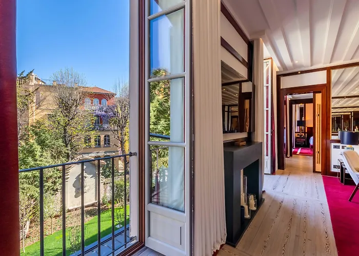 Hotel Portrait - Lungarno Collection Mailand