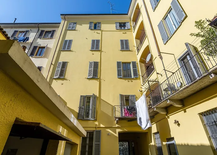 Daire Cozy In The Heart Of Navigli - 10min Duomo Milano