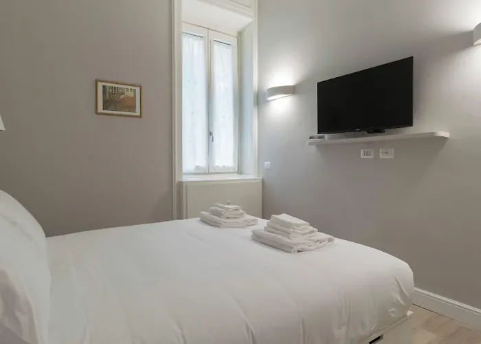 Italianway Easy - Porta Nuova 6 * Milán